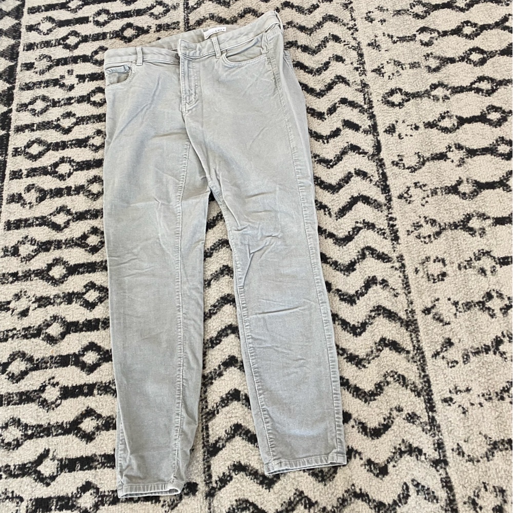 Gray Slim Fit Pants with Modern Design